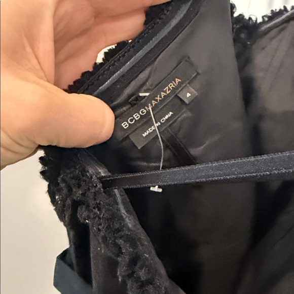 BCBGMaxAzria Black Textured Spaghetti Strap Dress size 4 - Picture 8 of 8